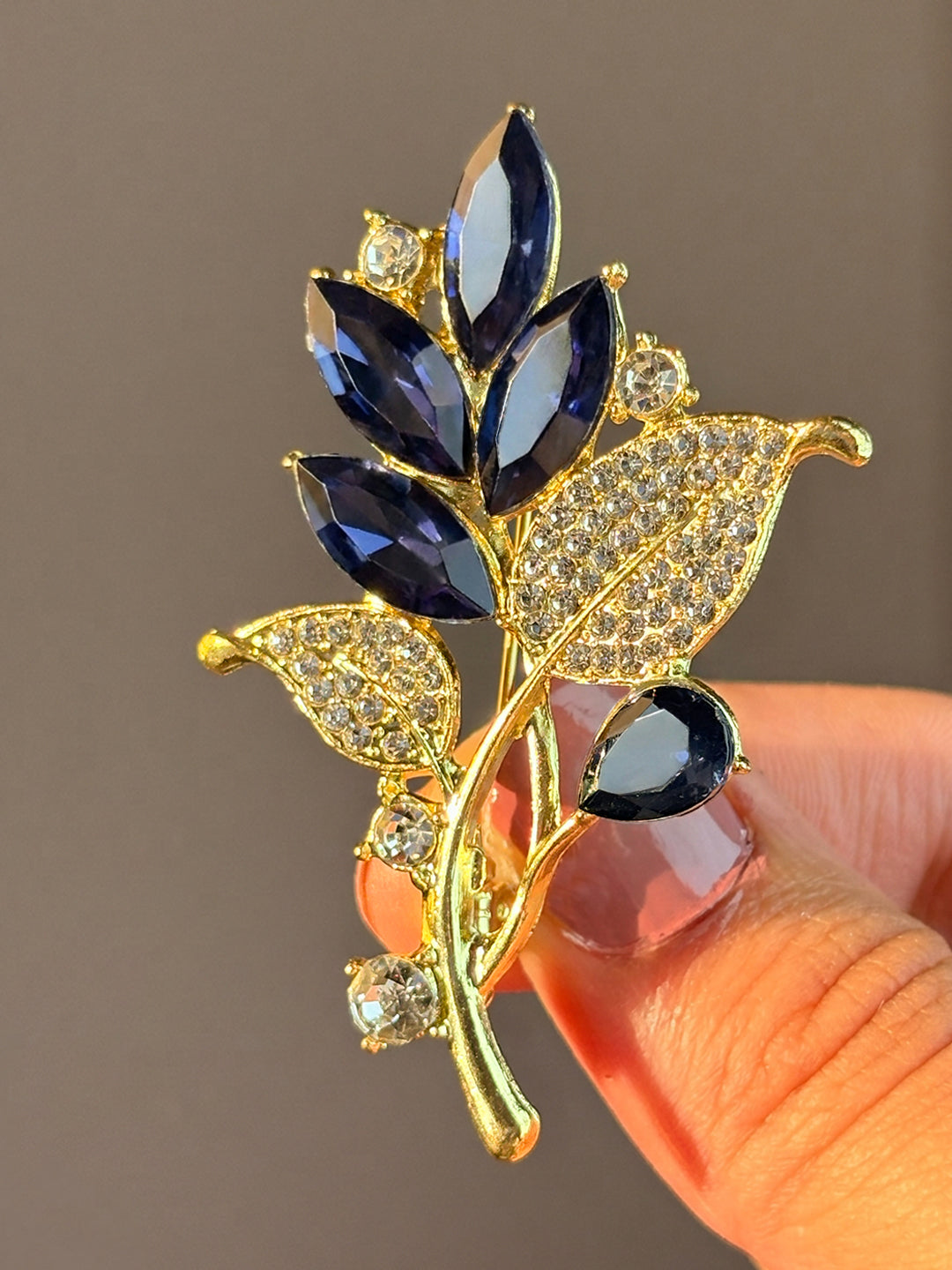 Sapphire Laurel