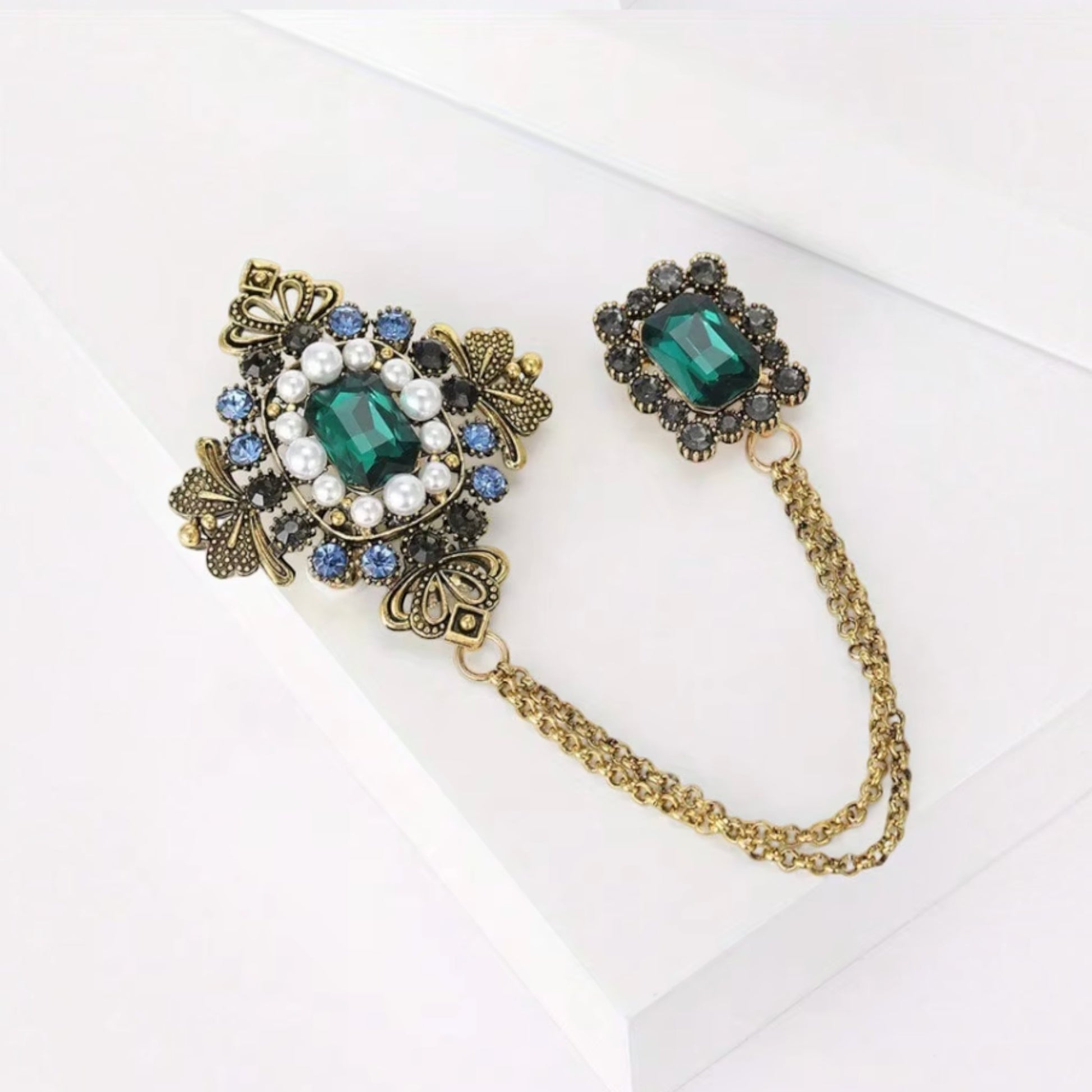 Emerald Heirloom Chain
