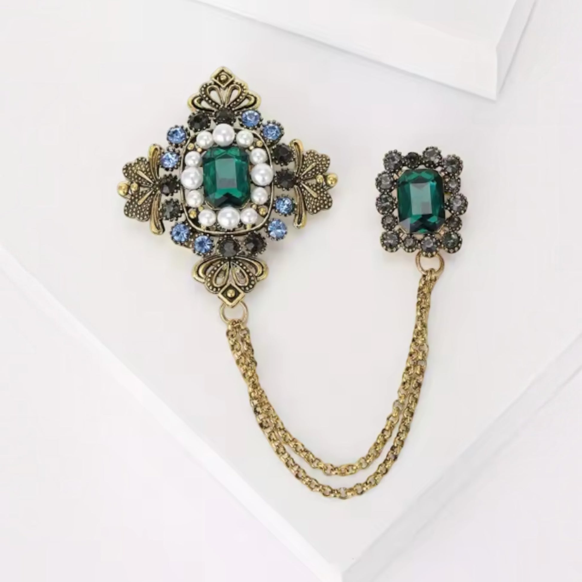 Emerald Heirloom Chain