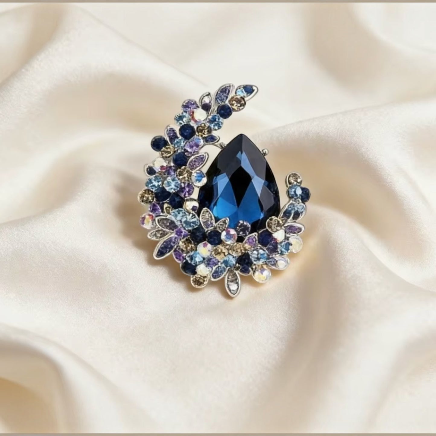 Sapphire Crescent
