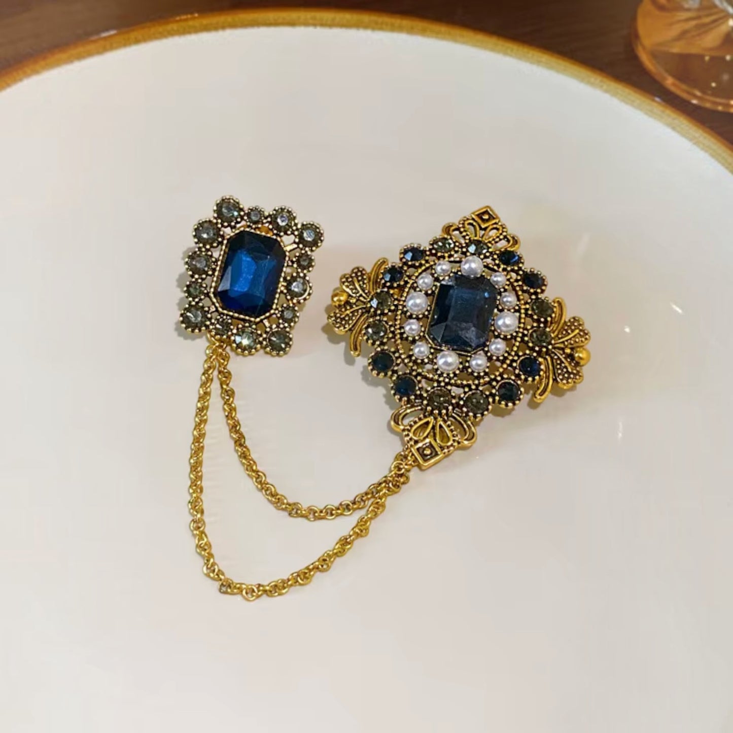 Sapphire Heirloom Chain