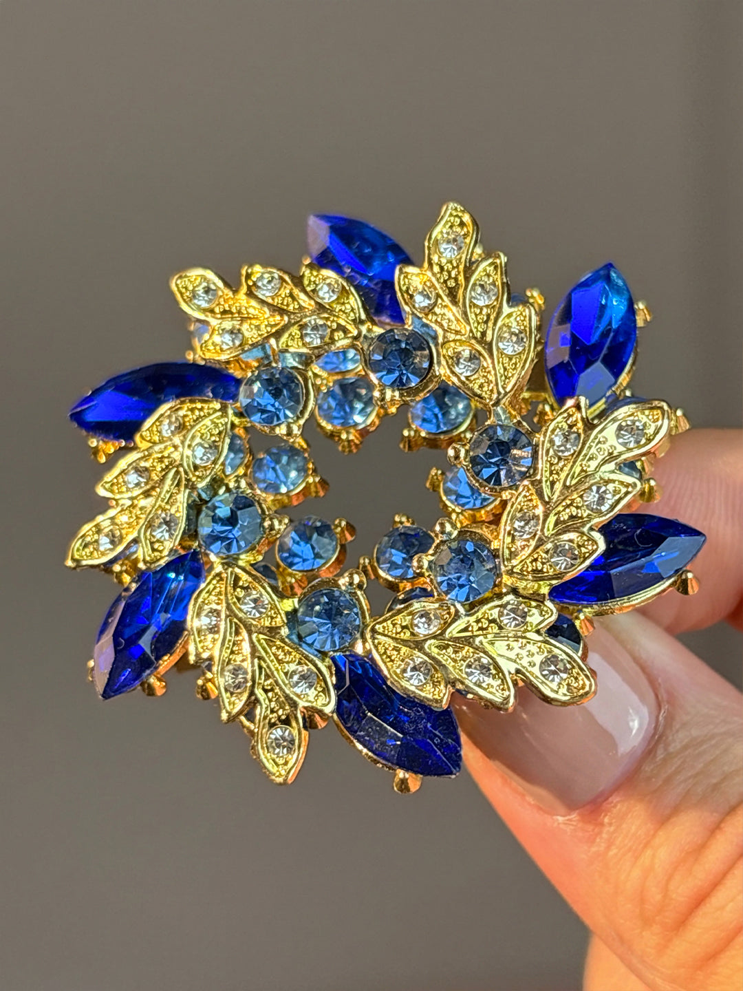 Sapphire Wreath