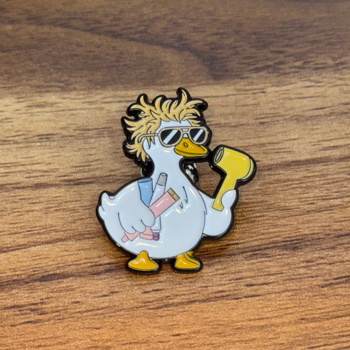 Hairstylist Duck